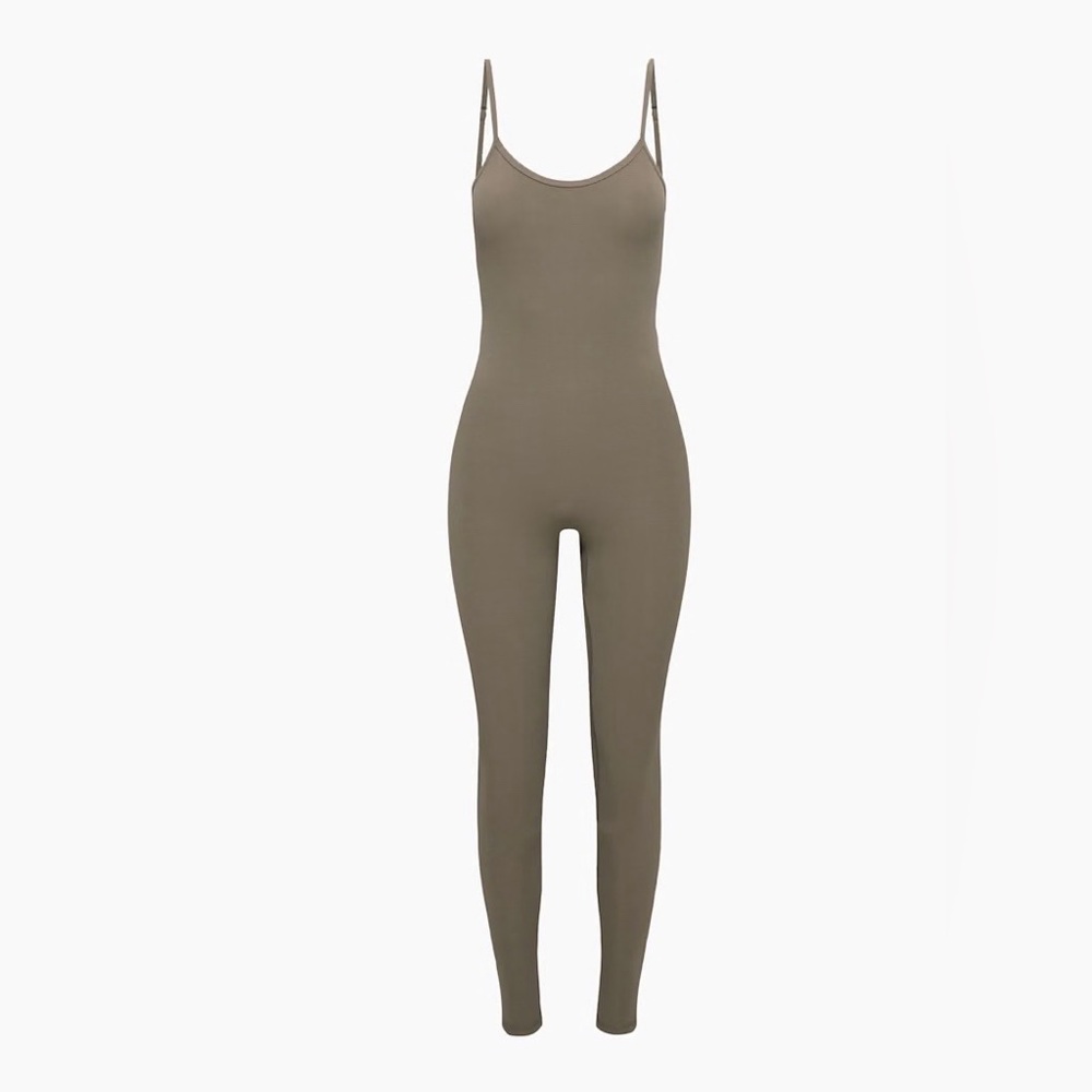 Aritzia Jumpsuits (2)